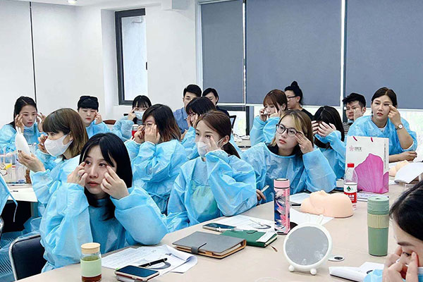 哈尔滨市医美培训班，每一个人想要有更好事业的决心。
